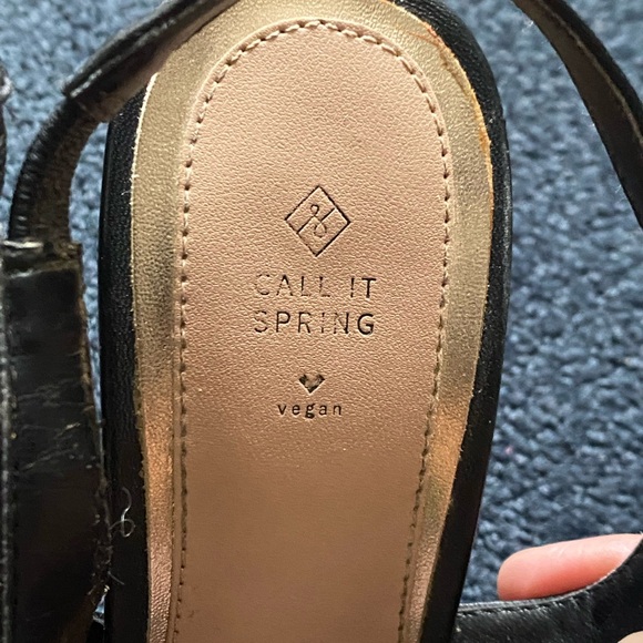 Call It Spring Black Pointed Slingback Pumps - Picture 2 of 8